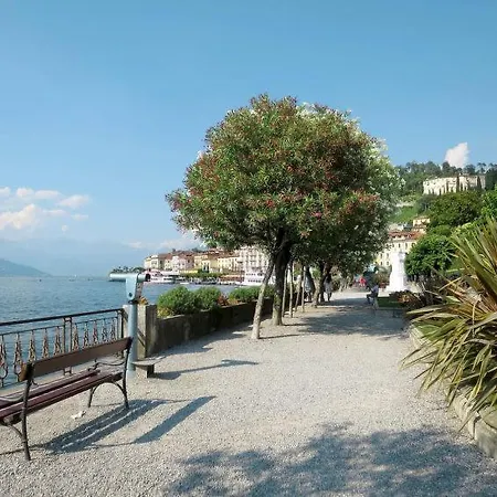 Holiday home Sleeps 7